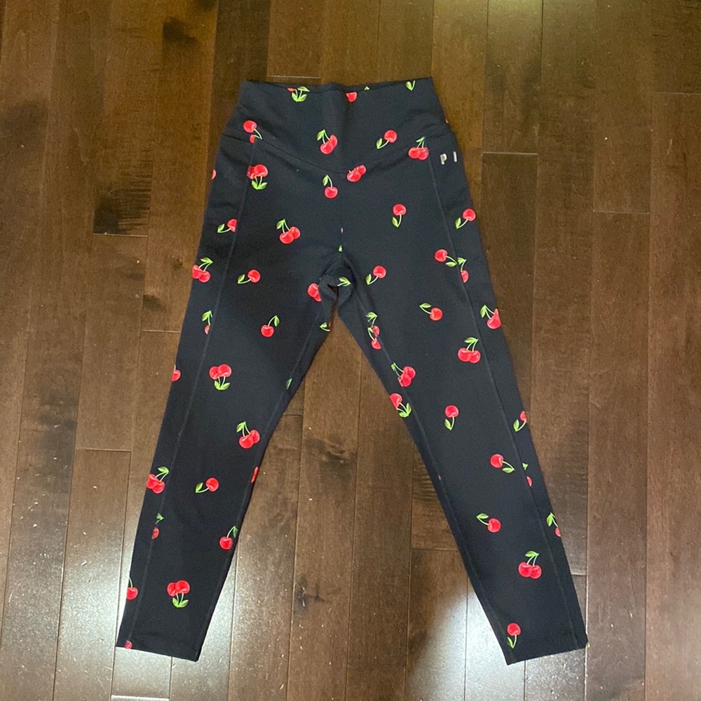 COPY - Pink Victoria’s Secret Ultimate Leggings